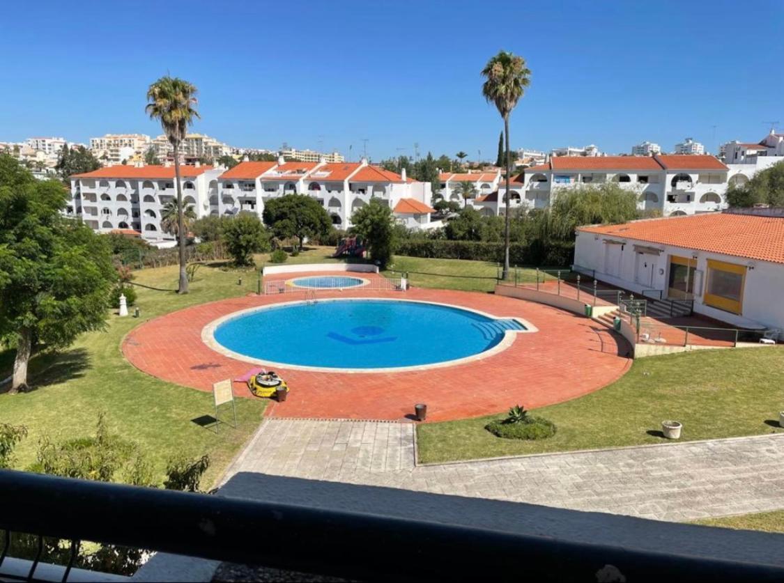 306 * Albufeira
